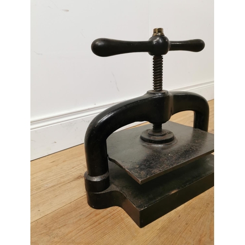 590 - Early 20th C. cast iron book press {40 cm H x 43 cm W x 25 cm D}.