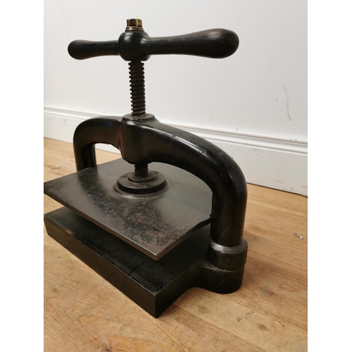 590 - Early 20th C. cast iron book press {40 cm H x 43 cm W x 25 cm D}.