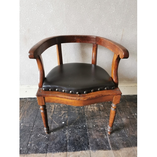 729 - Edwardian oak office chair with inset leather seat, raised on turned legs { 74cm H X 58cm W X 52cm D... 