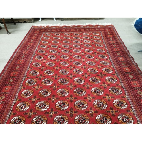 800 - Good quality Persian 100% wool hand knotted carpet square { 310cm L X 210cm W }.