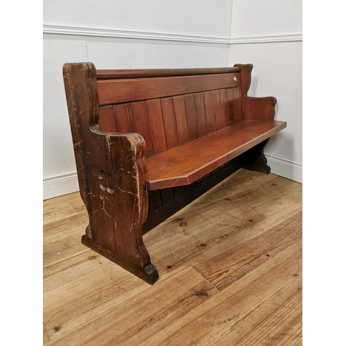 926 - Edwardian pitch pine hall bench { 82cm H X 150cm W X 50cm D }.