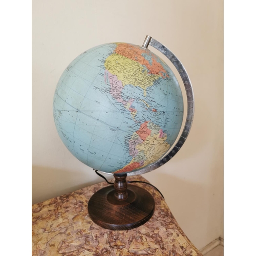 762 - 1950's terrestrial world globe {42 cm H x 32 cm Dia.}.