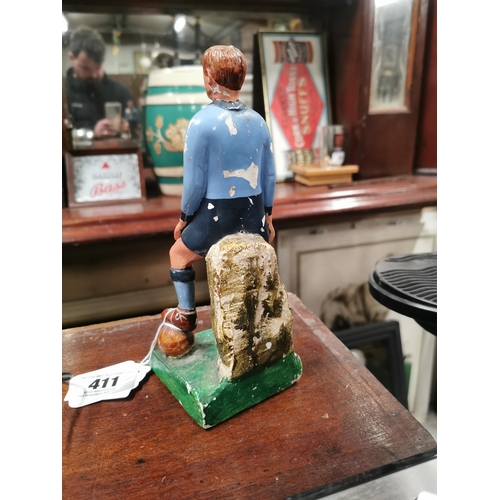 411 - Rare plaster Player�s Please Dublin Footballer Cigarette advertising figure. {22 cm H x 8 cm W x 5 c... 