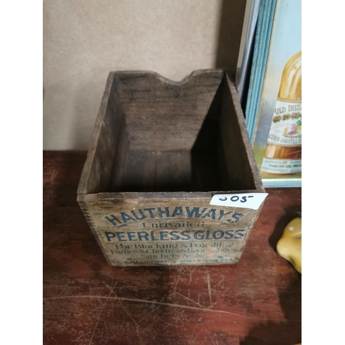 605 - Hauthaway�s Peerless Gloss Boot Polish Wooden advertising box.  {15 cm h x 17 cm W x 22 cm D}.