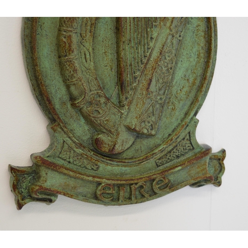 666 - Eire Harp Metal wall plaque. {28 cm H x 23 cm W }.