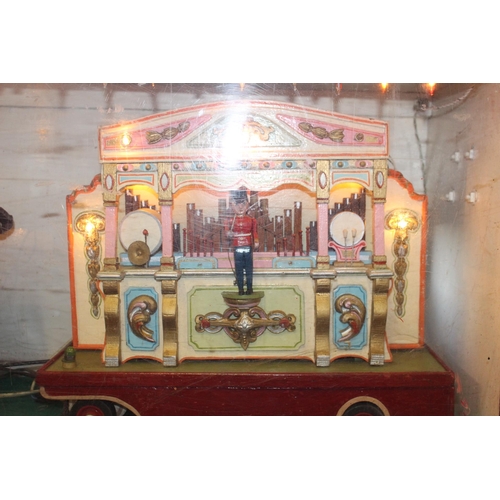 681 - Travelling Fairground Engine and Band with working lights in display case. {45 cm H x 112 cm W x 32 ... 