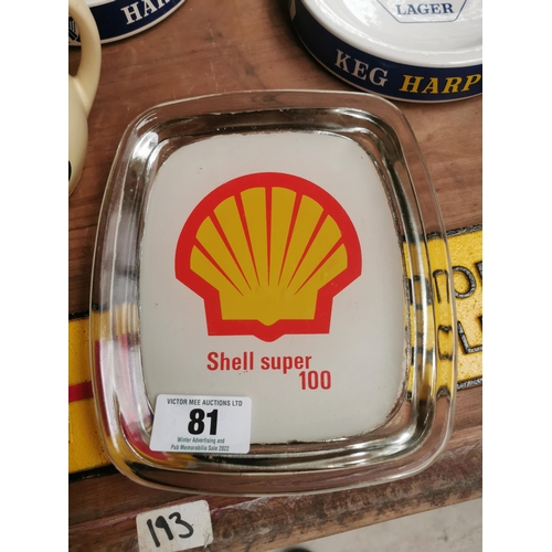 81 - Super Shell 100 ceramic advertising change tray. {18 cm H x 21 cm W}.