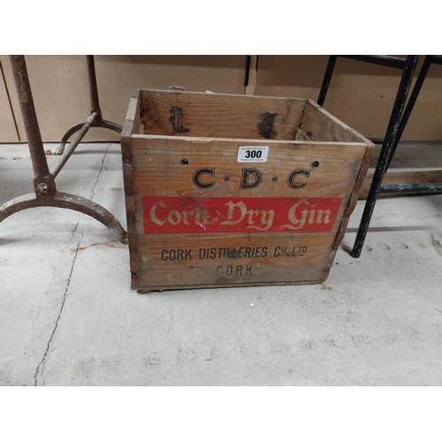 300 - Early 20th C. Cork Dry Gin wooden advertising crate. {30 cm H x 39 cm W x 28 cm D}.