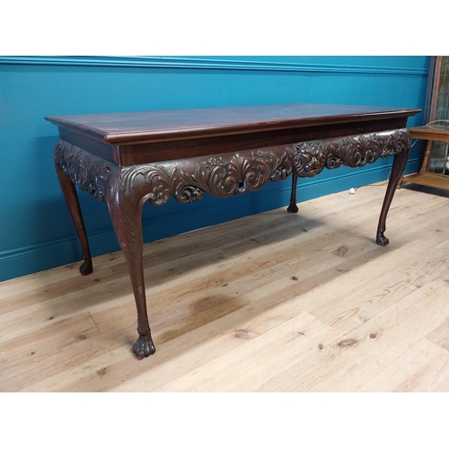 266 - Fine quality Irish 19th C. carved mahogany centre table with the frieze carved with acanthus leaf an... 