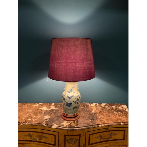 260 - Oriental ceramic blue and white table lamp with shade.  { 80 cm H  X 55 cm Dia }.