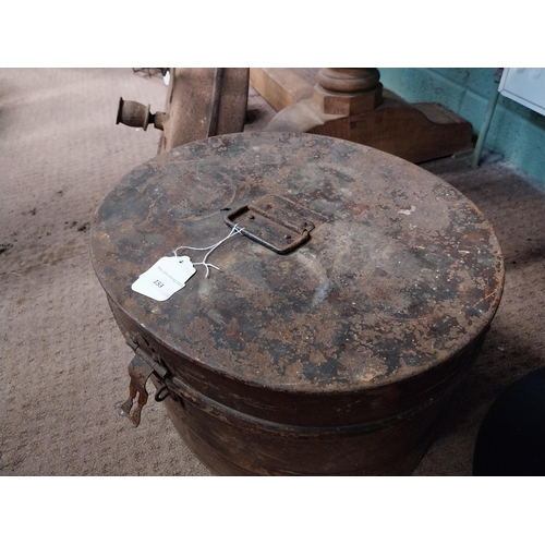 153 - 19th C. metal hat box. {27 cm H x 40 cm W x 24 cm D}.