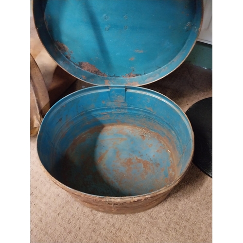 153 - 19th C. metal hat box. {27 cm H x 40 cm W x 24 cm D}.