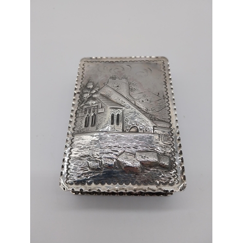 839 - Engraved English silver cigarette case. Hallmarked in London 1883. Maker William Comyns & Sons. Wt :... 