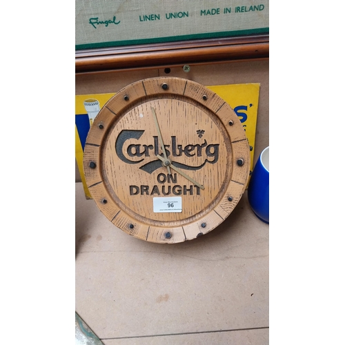 96 - Carlsberg Lager advertising clock in the form of barrel top. {22 cm Dia.}.