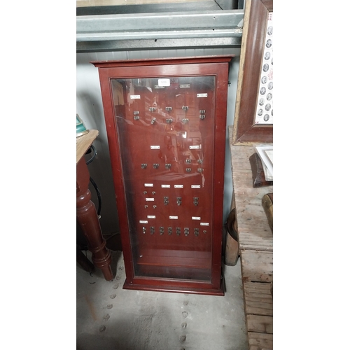 1259 - Early 20th C. mahogany wall display cabinet with single glazed door {96 cm H x 46 cm W x 17 cm D}.