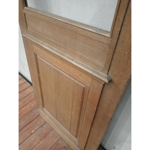 10A - Decorative oak curved panel {H 355cm x W 75cm}.