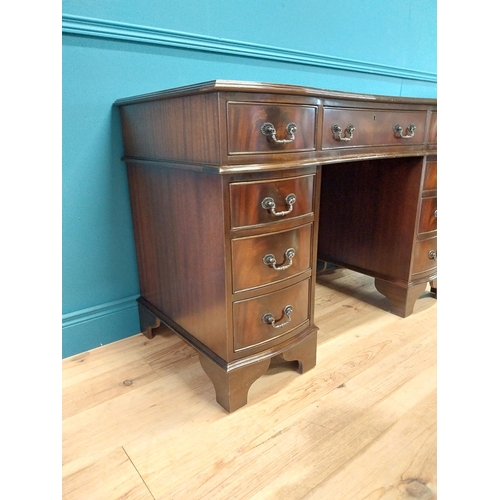 127 - Good quality mahogany  pedestal desk with inset leather top {80 cm H x 120 cm W x 60 cm D}.