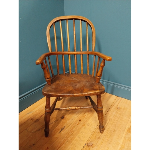 180 - Good quality 19th C. child's ash and elm Windsor chair {77 cm H x 45 cm W x 50 cm D}.