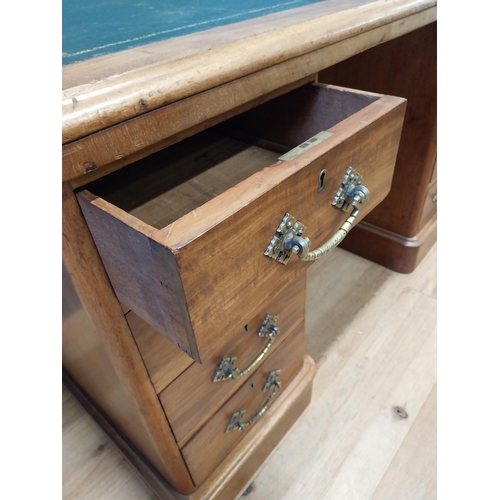 287 - Good quality Victorian mahogany pedestal desk with inset leather top and brass handles {73 cm H x 12... 