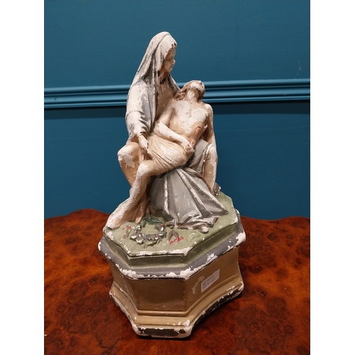 322 - Painted plaster statue of our Lady and Lord {40 cm H x 23 cm W x 20 cm D}.