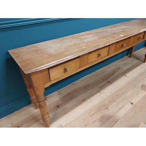 411 - Good quality 19th C. pine server with five drawers in the frieze raised on turned legs {79 cm H x 24... 