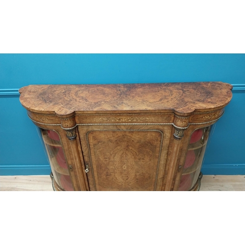 65 - Exceptional quality 19th C. French walnut and satinwood inlaid credenza with ormolu mounts with cent... 