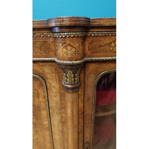 65 - Exceptional quality 19th C. French walnut and satinwood inlaid credenza with ormolu mounts with cent... 