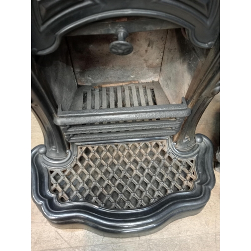 73 - Art deco cast iron stove {H 74cm x W 59cm x D 50cm }.