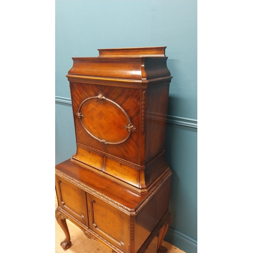 76 - Good quality Edwardian mahogany office cabinet on stand with fitted interior raised on cabriole legs... 