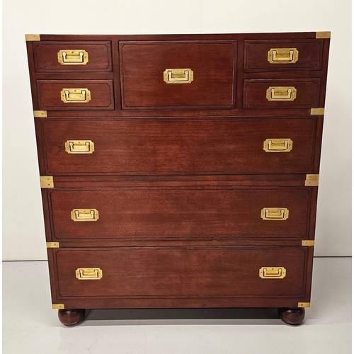 78 - Exceptional quality walnut chest of drawers with brass mounts and handles in the campaign style {105... 