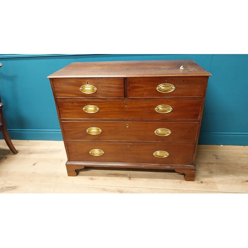 150 - Georgian mahogany chest of drawers with two short drawers over three long graduated drawers and bras... 