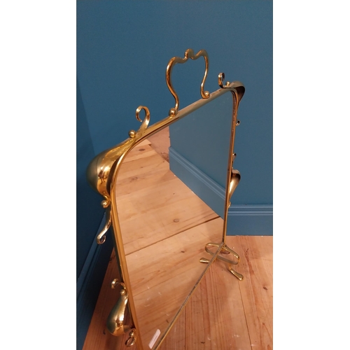 161 - Good quality Art Nouveau brass fire screen with mirrored panel {75 cm H x 55 cm W x 15 cm D}.