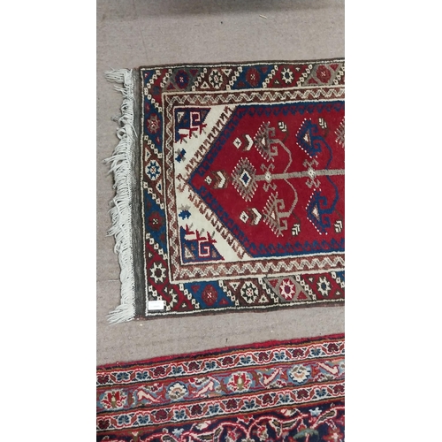 165 - Good quality Persian carpet runner {305 cm L x 73 cm W}.