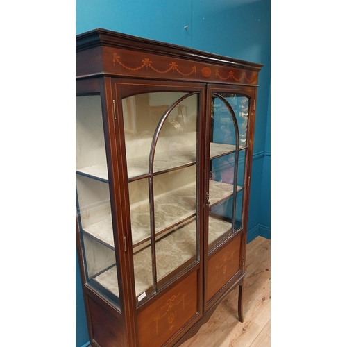 166 - Good quality Edwardian mahogany and satinwood inlaid display cabinet with two glazed doors raised on... 