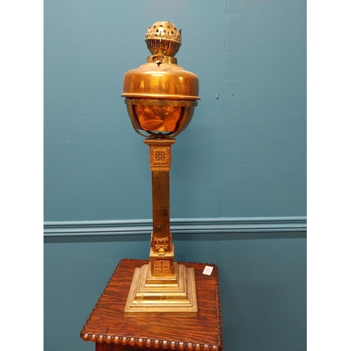 172 - Victorian brass column oil lamp with copper bowl {58 cm H x 16 cm W x 16 cm D}.