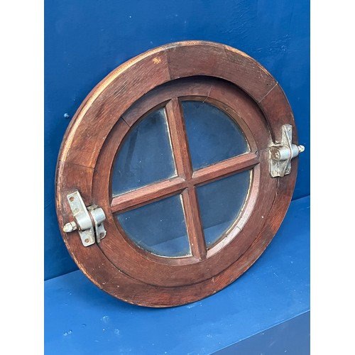 388 - Wooden hinged porthole window {Dia 50cm }.