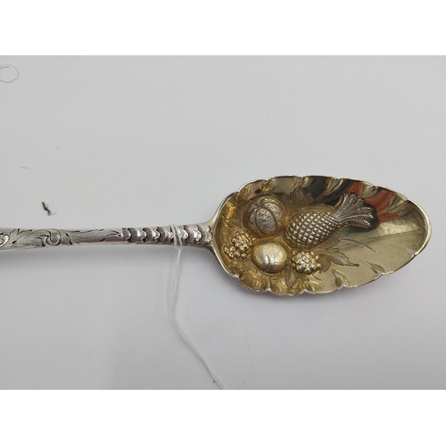 1359 - Set of six Georgian gilded silver berry serving spoons, the scalloped bowls with embossed exotic fru... 