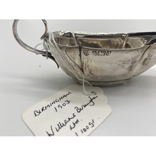 1385 - Pair of English silver sauce boats. Hallmarked in Birmingham 1903 Williams Birmingham Ltd. Wt: 100gr... 