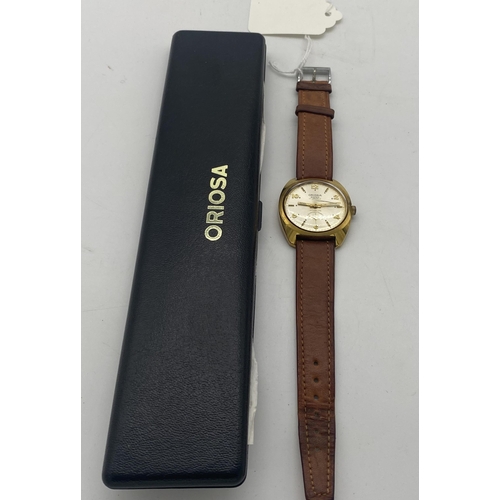 1457 - Oriosa Gent's wrist watch with leather strap, in original presentation case .