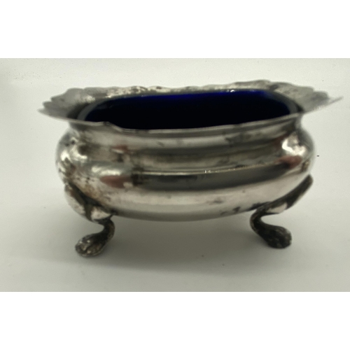 1402 - English silver salt pot with original Bristol blue glass liner. Hallmarked in Birmingham 1860 Marker... 