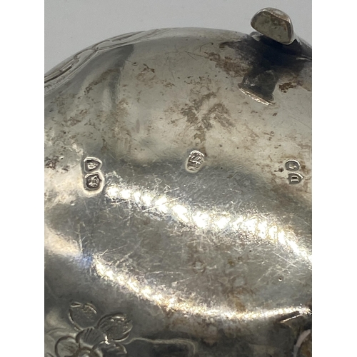 1403 - English silver salt pot with original Bristol blue glass liner. Hallmarks rubbed. Wt: 27grs. { 4cm H... 