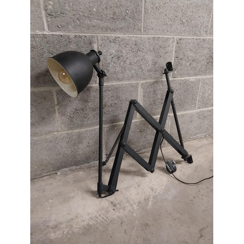 463 - Good quality metal industrial adjustable wall light {68 cm H x 63 cm W x 19 cm D}.