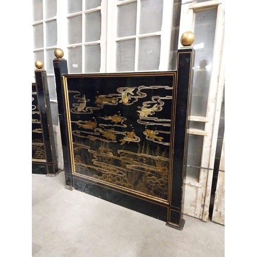 512 - Japanese lacquered bar divider decorated with lotus flowers and birds {162 cm H x 142 cm W x 10 cm D... 