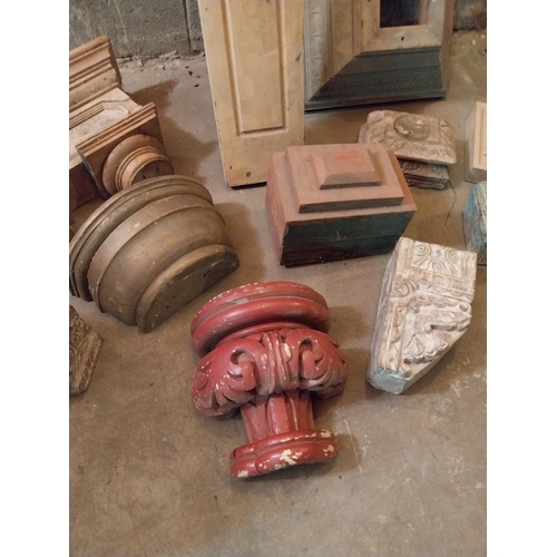 627 - Collection of good quality hand carved wooden corbels