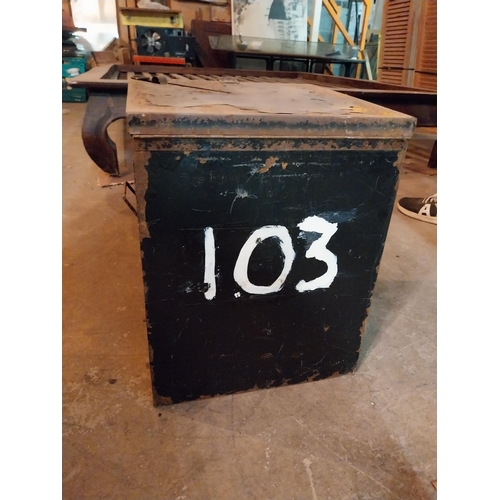 Lot 636       