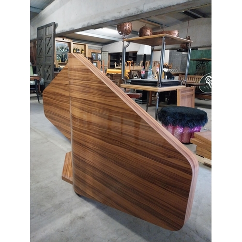 1014 - Good quality rosewood veneered divider originally from the Dublin Aer Lingus Premier Lounge {113 cm ... 