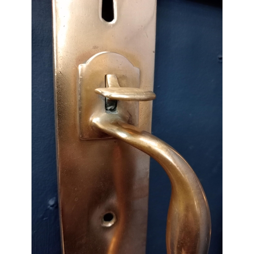 115 - Brass door latch handles {H 30cm x H 5cm x D 6cm }.