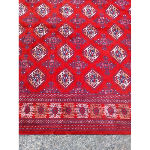 252 - Good quality decorative Persian carpet square {285cm W x 200cm L}