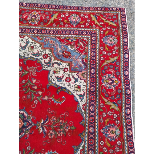 470 - Good quality decorative Persian carpet square {390cm W x 290cm L}