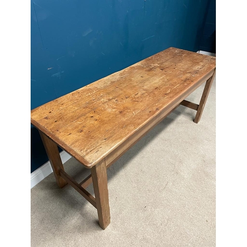 417 - Good quality pine pub table with cast iron singer sewing machine base {74 cm H x 120 cm W x 70 cm D}... 